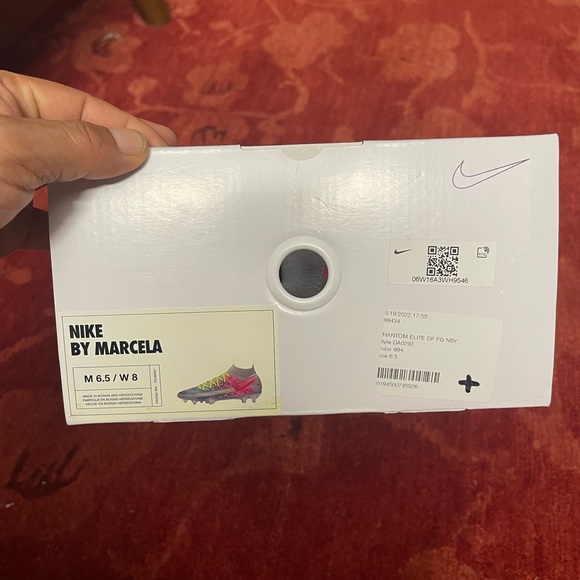 Nike Phantom GTElite by You. Custom Firm Ground Soccer Cleat. - Picture 11 of 15